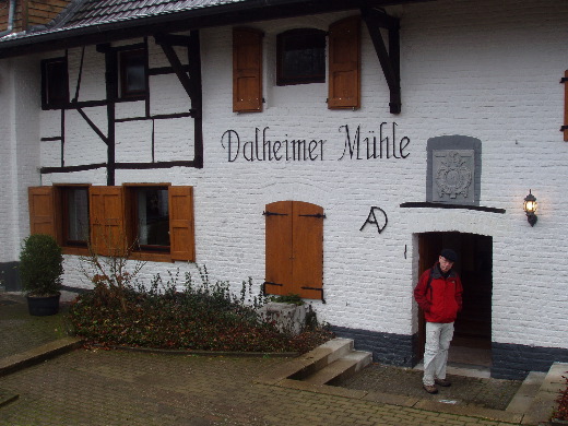 De Dalheimer Muhle lopend bereikt.