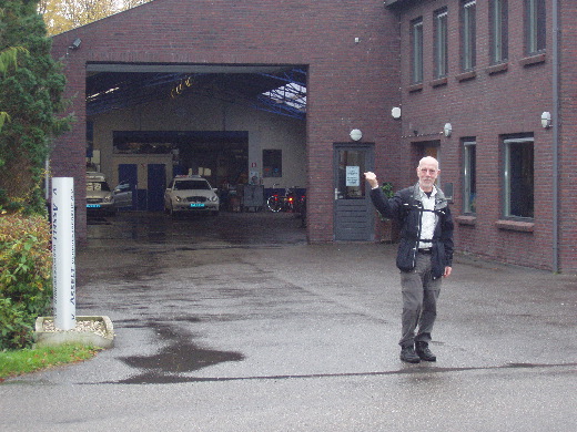 Het openbaar vervoerscentrum van Zwammerdam. De laatste keer dat wij hier waren hebben wij ook moeten terugliften.