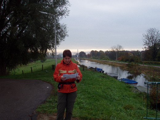 Een kaartconsultatie aan de start in Aalsmeer.