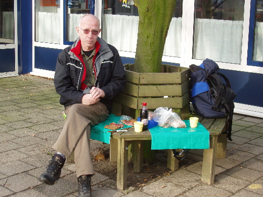 Rustpauze op het schoolplein van Ane.