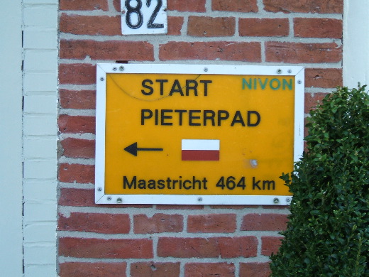 Hier start/eindigt het Pieterpad.