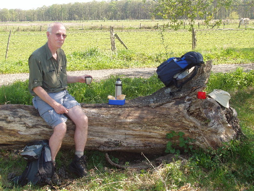 Picknick, dit keer leiver in de schaduw. Het was 25+ graden!