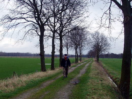 Over de landerijen van Veldhoven via de GR 561