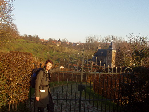 Het Kasteel op de Hulsberg in de namiddagzon.