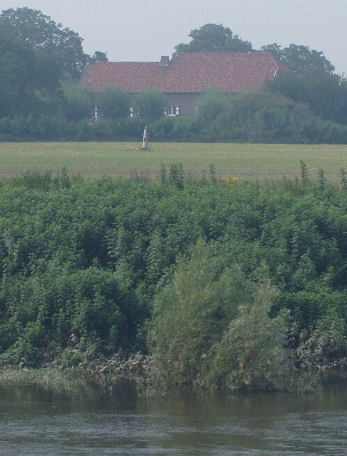 GP 120b aan de overkant.
