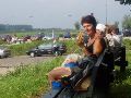 Teatime bij het veer bij Berg. De GP 116n staat voor de parkeerplaats.