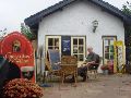 Even gepauzeerd bij Camping de Grens om een Wittems Kloosterbier te nuttigen.