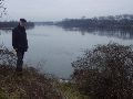 Het uitzicht  op de Maas vanaf het verwilderde schiereiland.