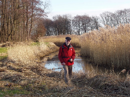 Nu was het even zoeken langs de Itterbeek.