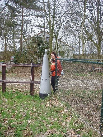GP 155 in een hek verwerkt.