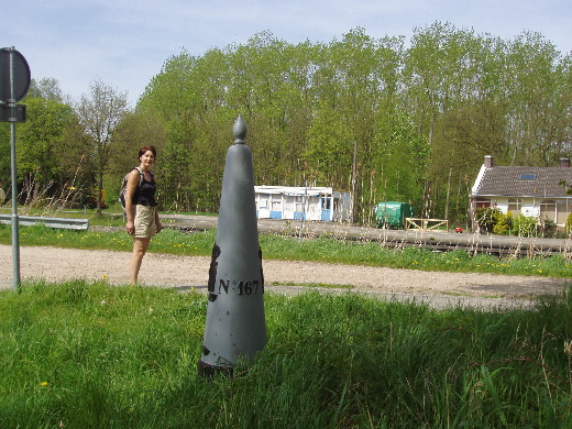 GP 167, onze laatste paal van de dag langs het Zuid-Willems kanaal.