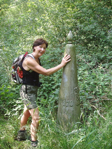Dertig meter van graspol naar graspol huppelen leverde zonder natte voeten GP 170 op.