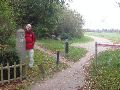 Bij een oude grenswachtershuisje vlak onder Vlodrop staat grenspaal 372.