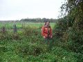 Via het grenswachtershuisje terug omgelopen om het grenspalenpaar 373 aan de overkant van de beek vast te leggen.